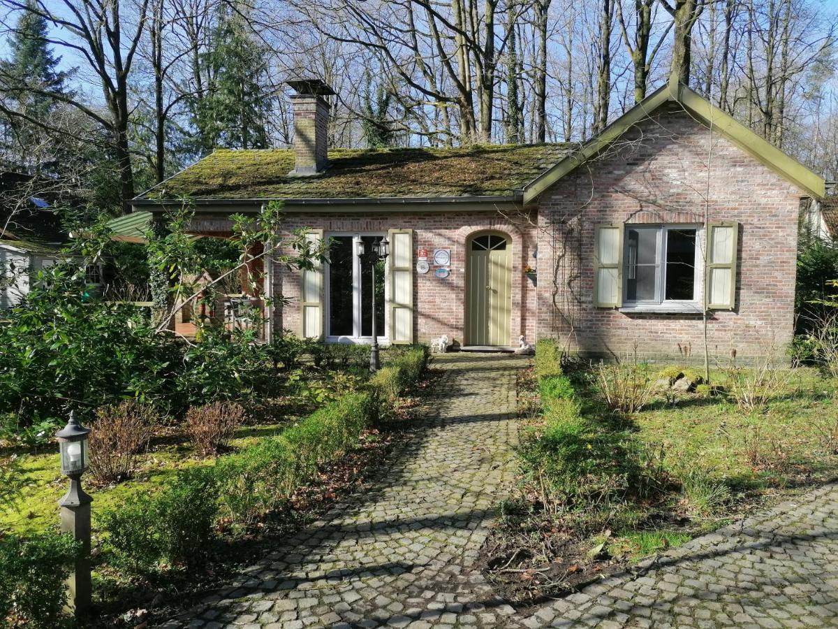 Rainbow Lodge Ursel Bagian luar foto