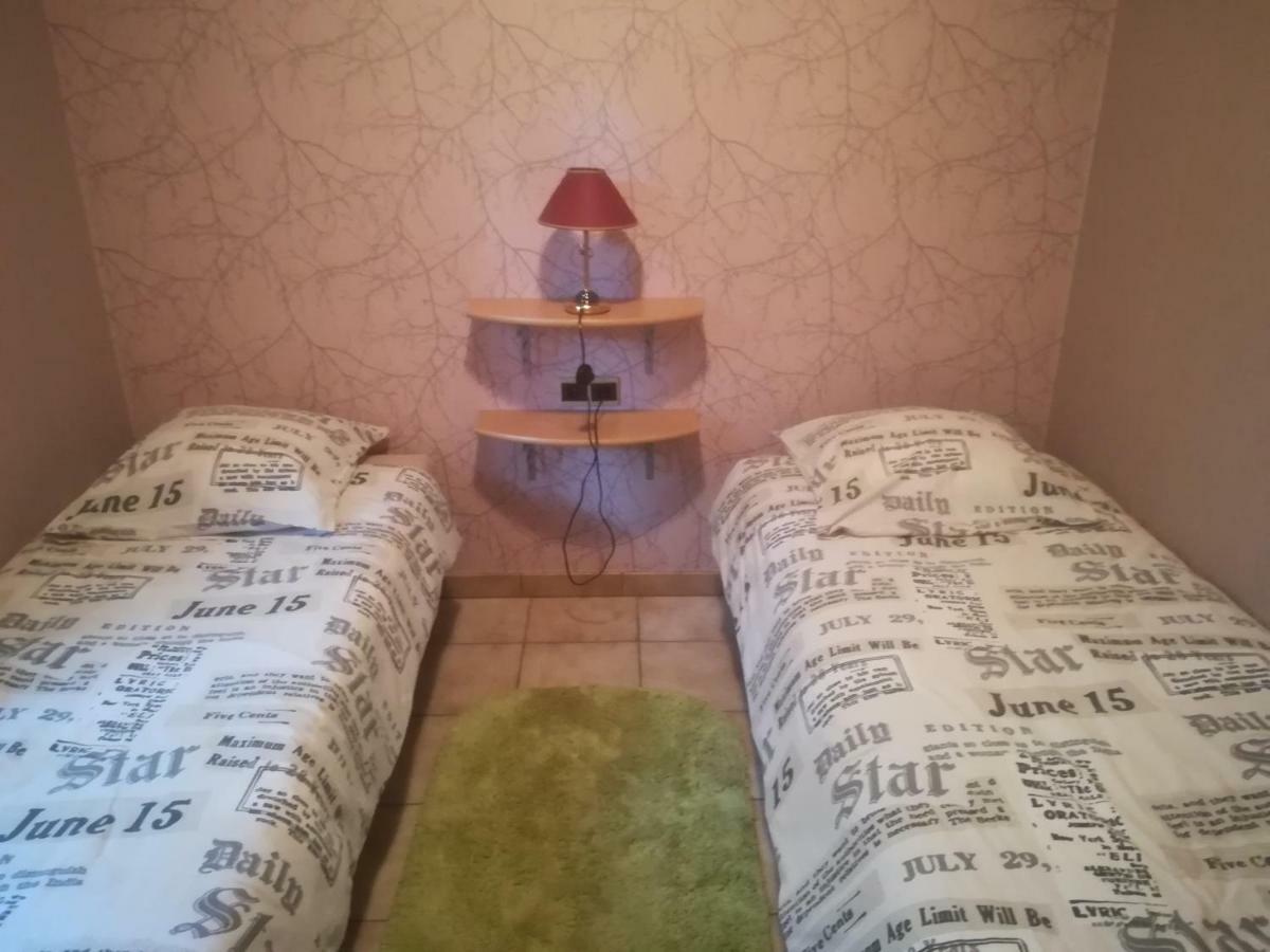 Rainbow Lodge Ursel Bagian luar foto